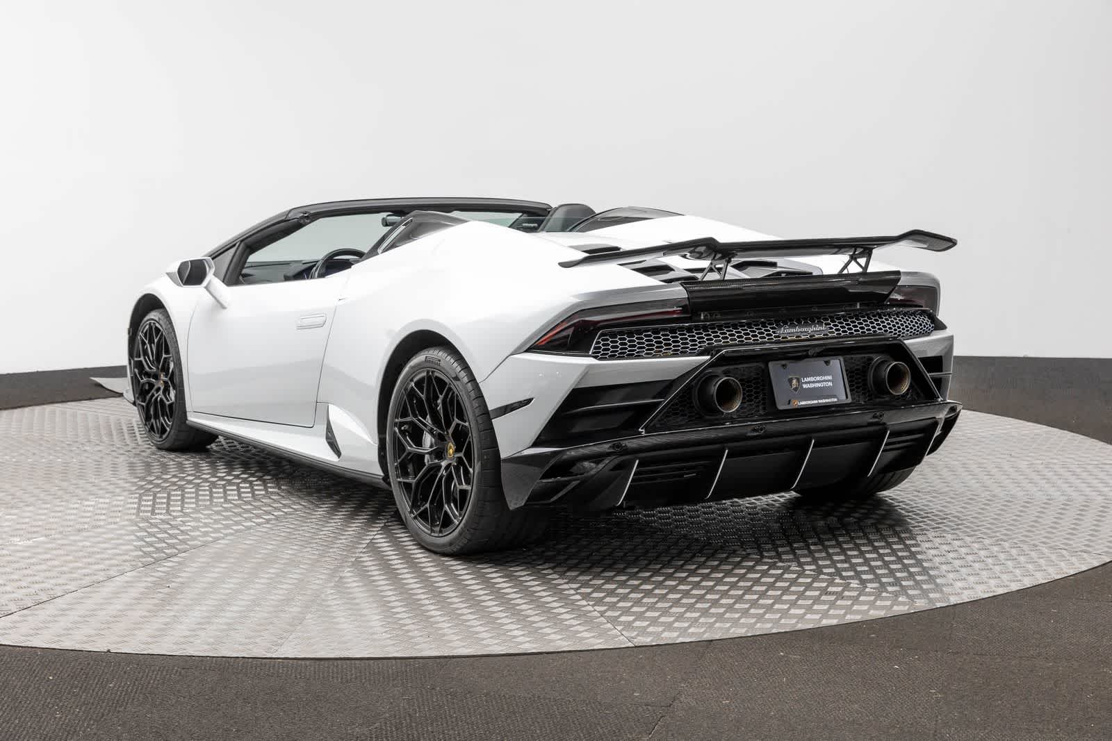 Thumbnail: 2020 Lamborghini Huracan - 4