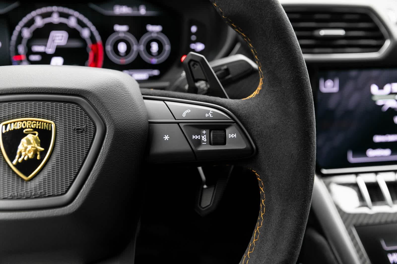Thumbnail: 2024 Lamborghini Urus - 31