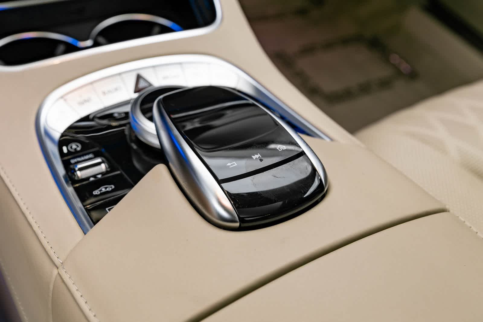 Thumbnail: 2020 Mercedes-Benz S-Class - 43