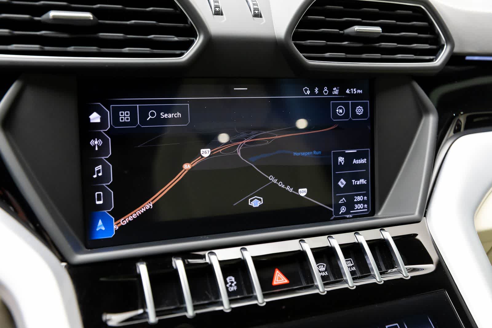 Thumbnail: 2019 Lamborghini Urus - 19