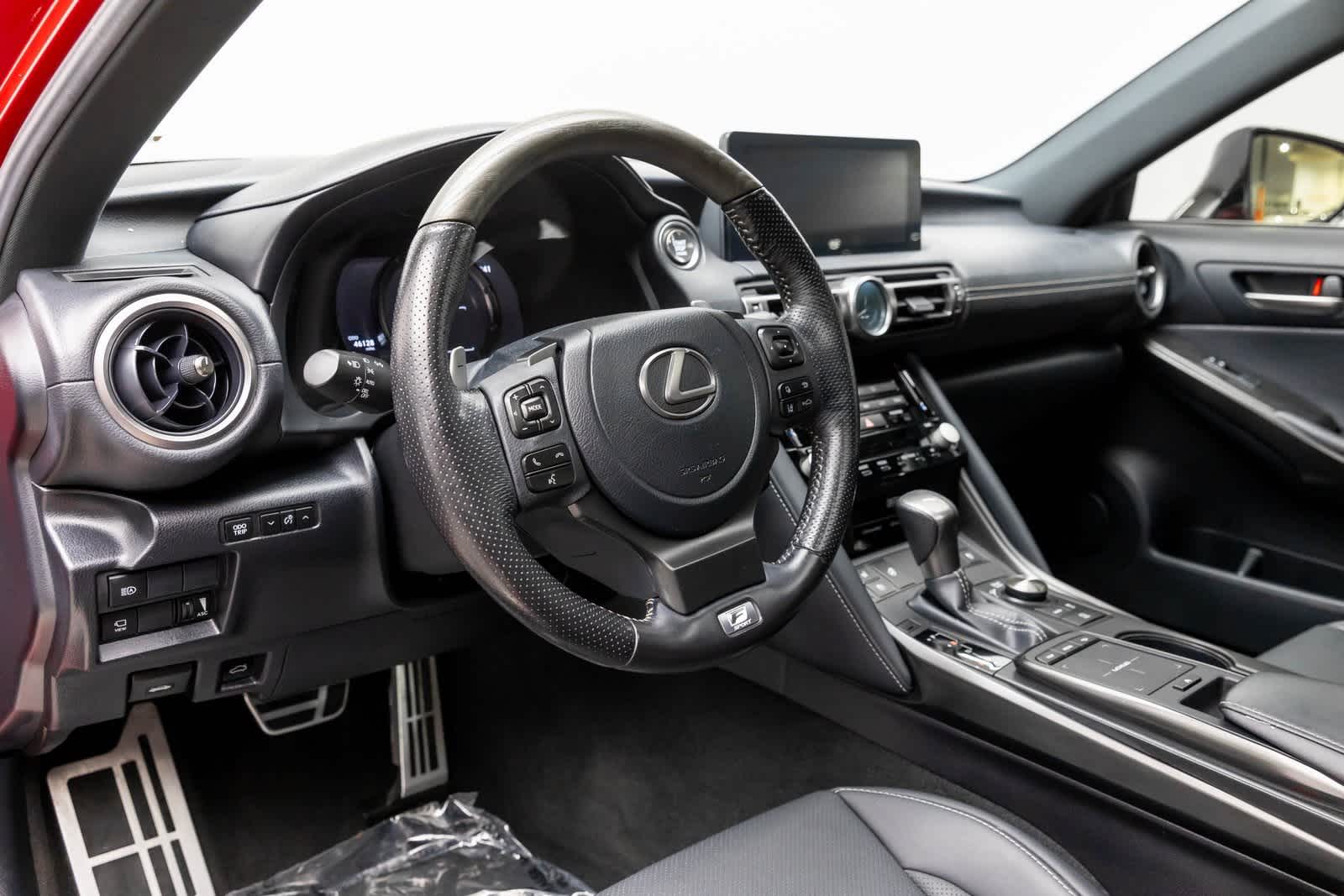 Thumbnail: 2021 Lexus IS - 2