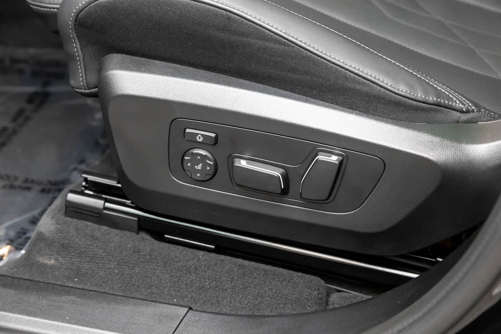 Thumbnail: 2025 BMW X3 - 26