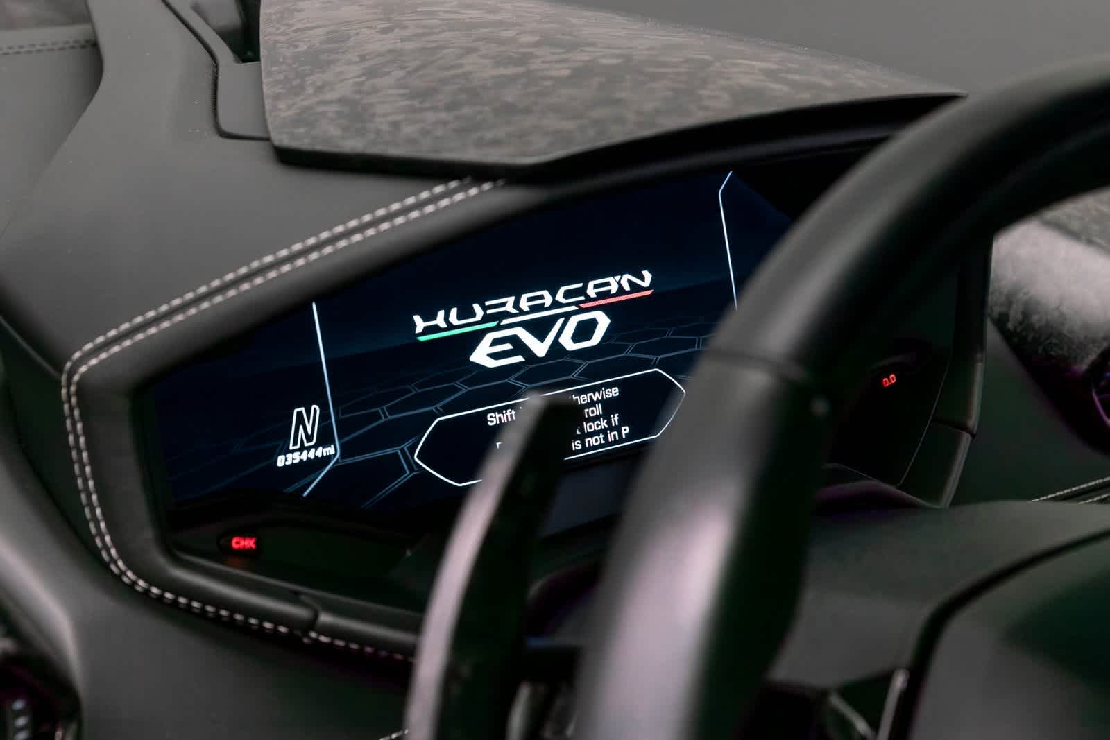Thumbnail: 2022 Lamborghini Huracan - 35