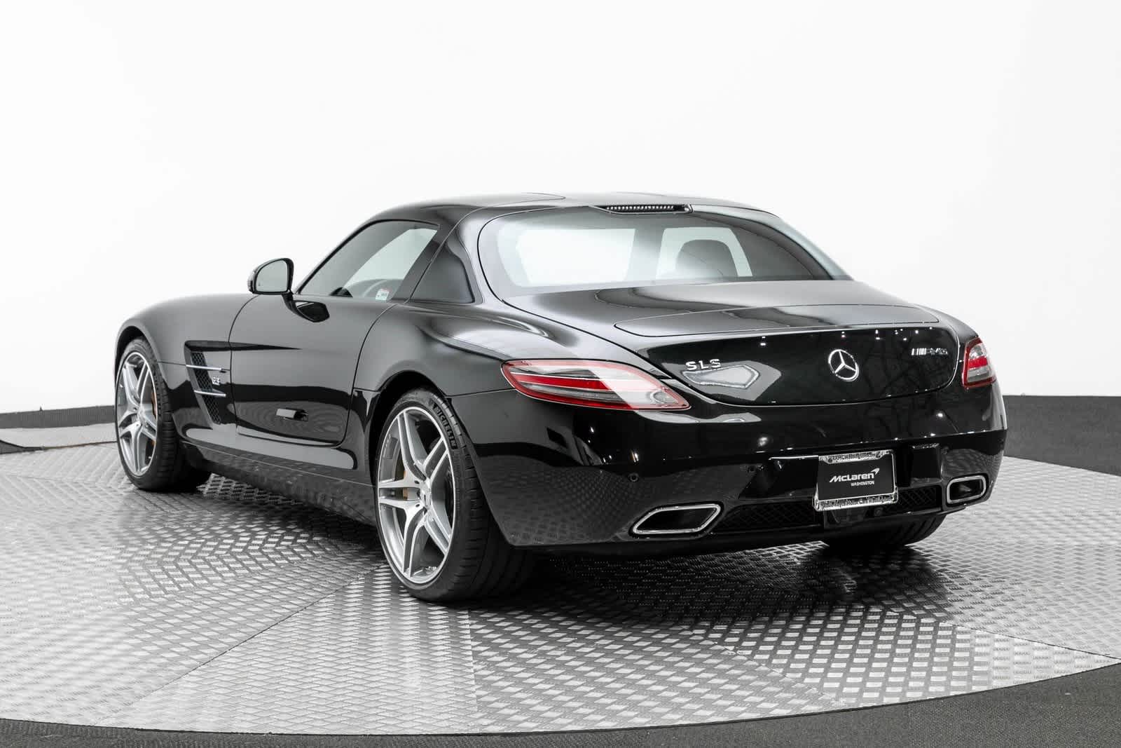Thumbnail: 2012 Mercedes-Benz SLS AMG - 4