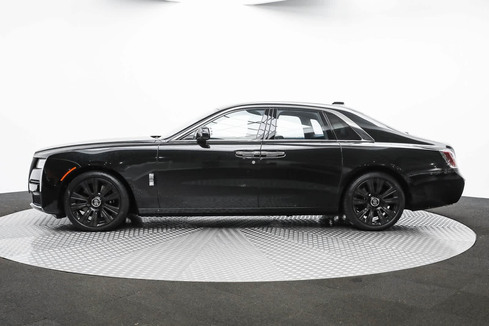 2021 Rolls-Royce Ghost  3