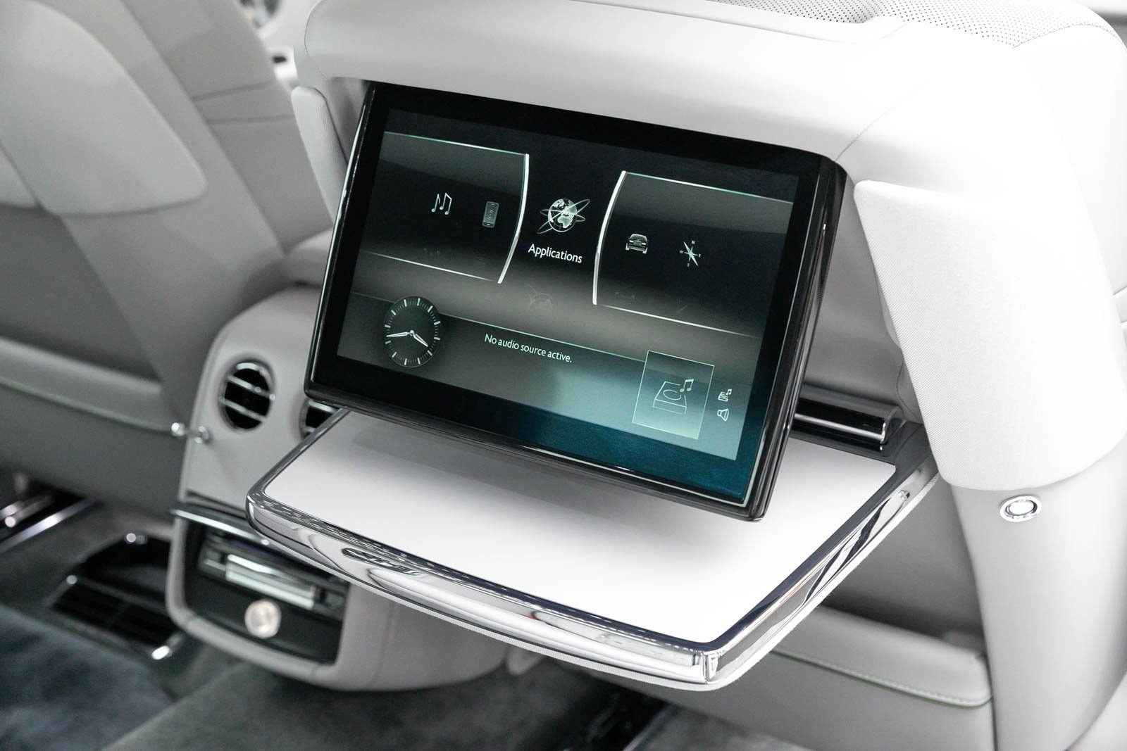 Thumbnail: 2024 Rolls-Royce Phantom - 42