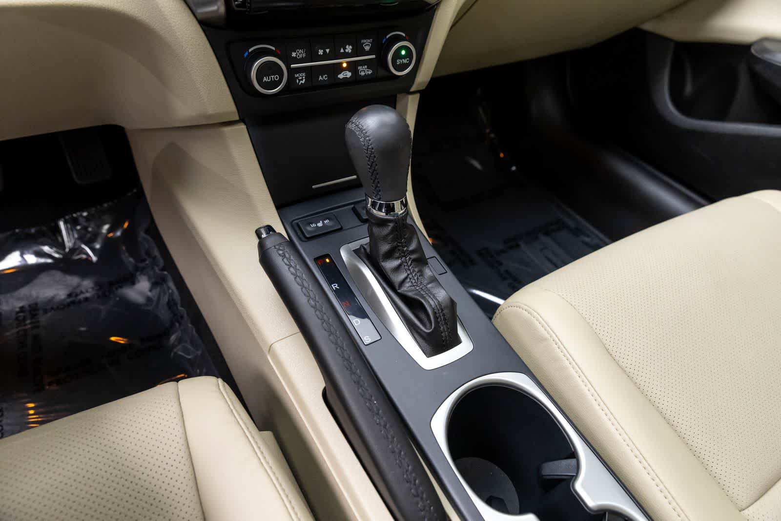 Thumbnail: 2018 Acura ILX - 17