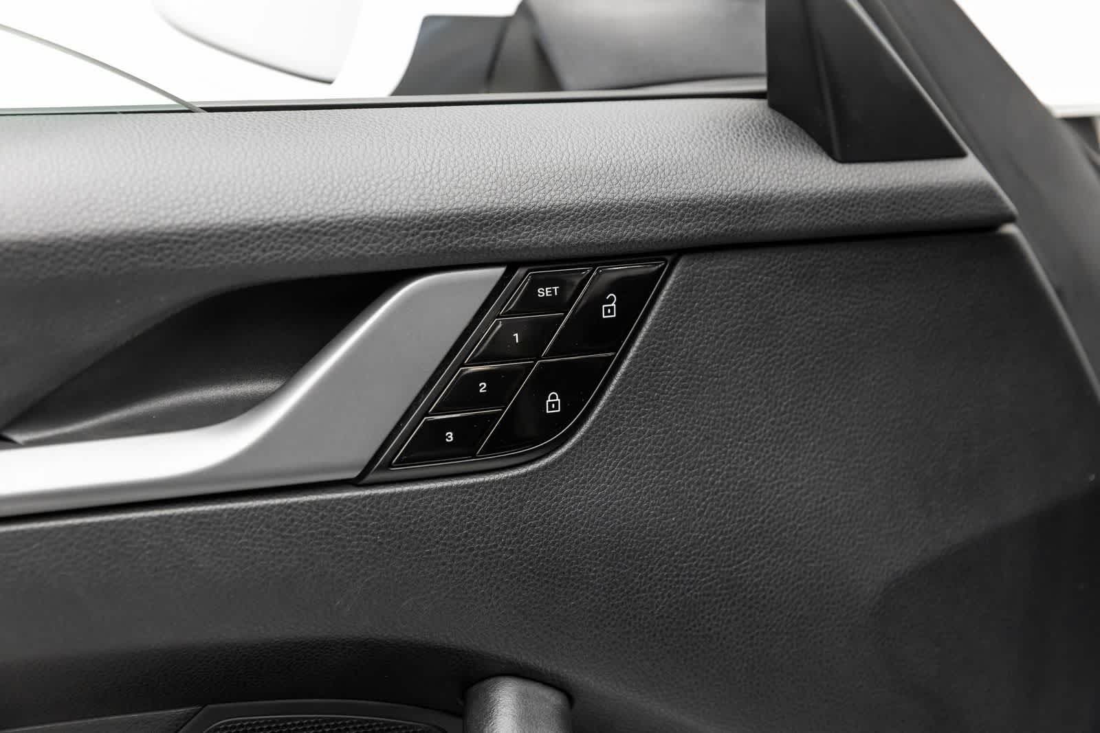 Thumbnail: 2020 Porsche 911 - 26