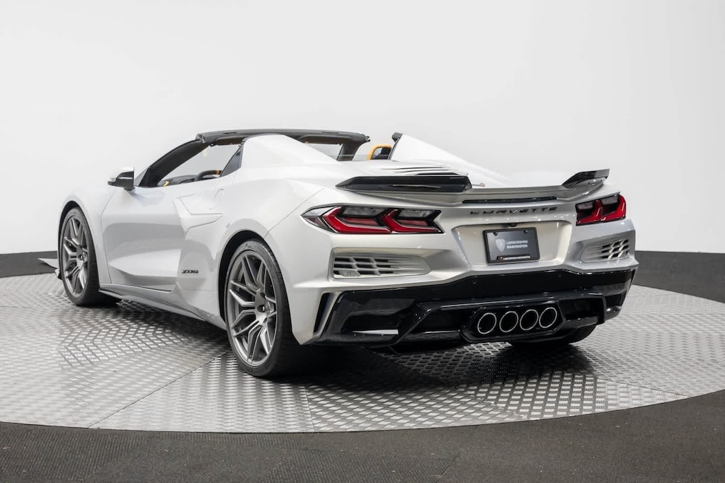 Used 2024 Chevrolet Corvette Stingray Z06 w/2LZ Convertible