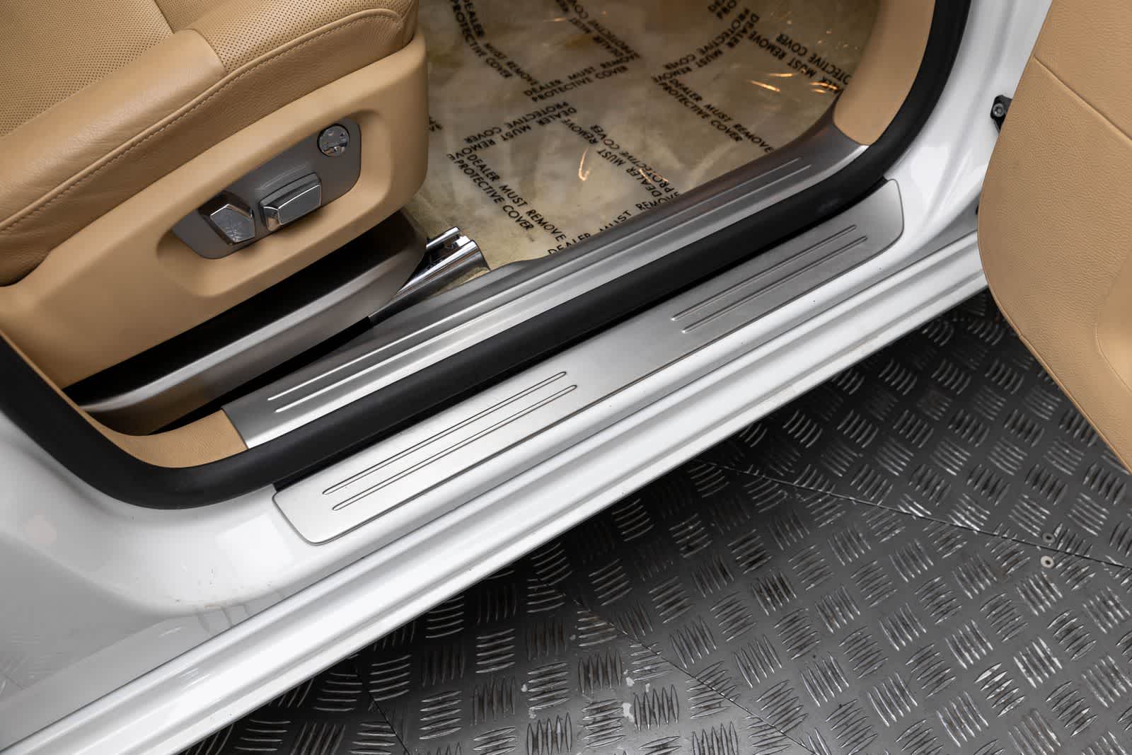 Thumbnail: 2011 Rolls-Royce Ghost - 34