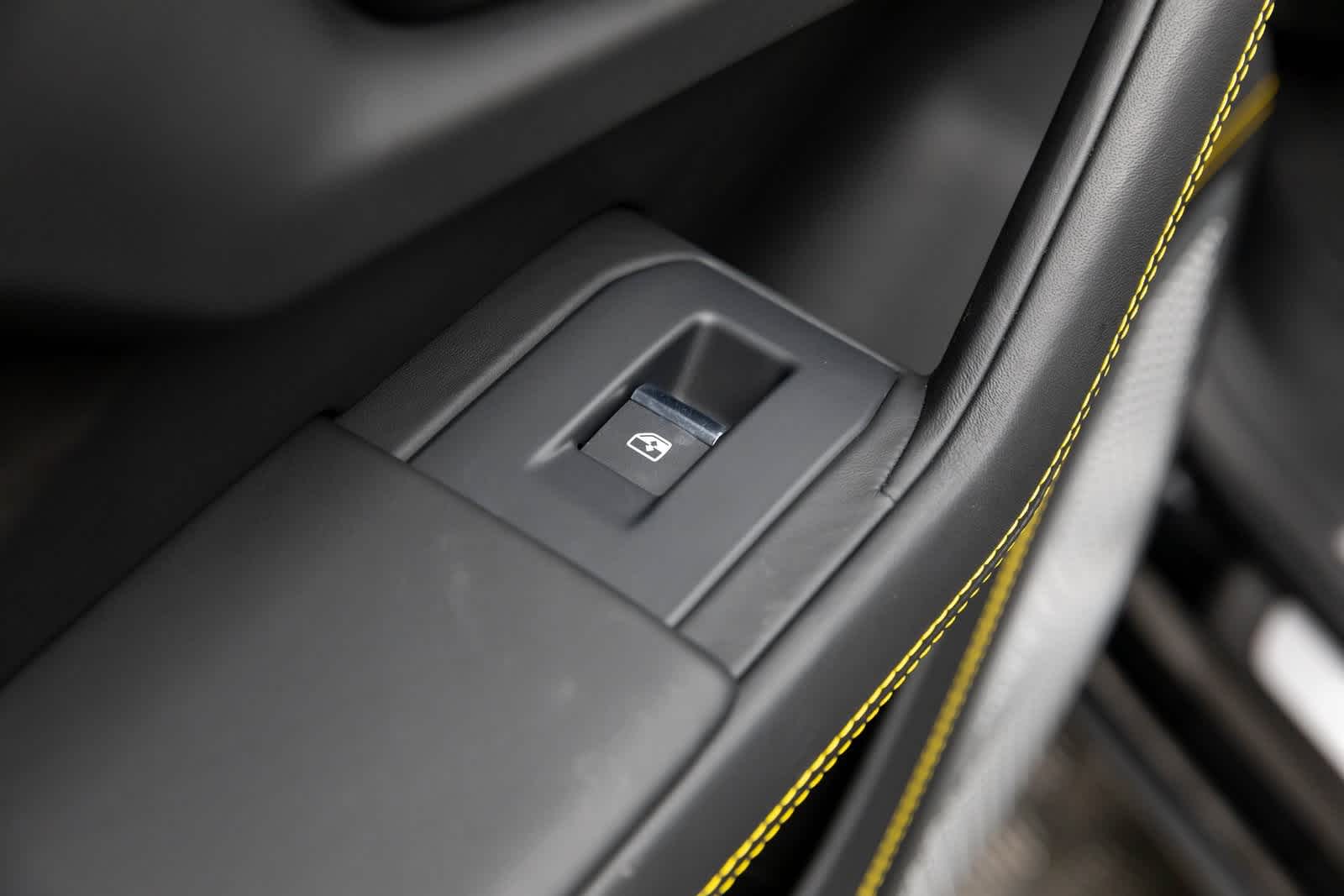 Thumbnail: 2022 Lamborghini Urus - 42