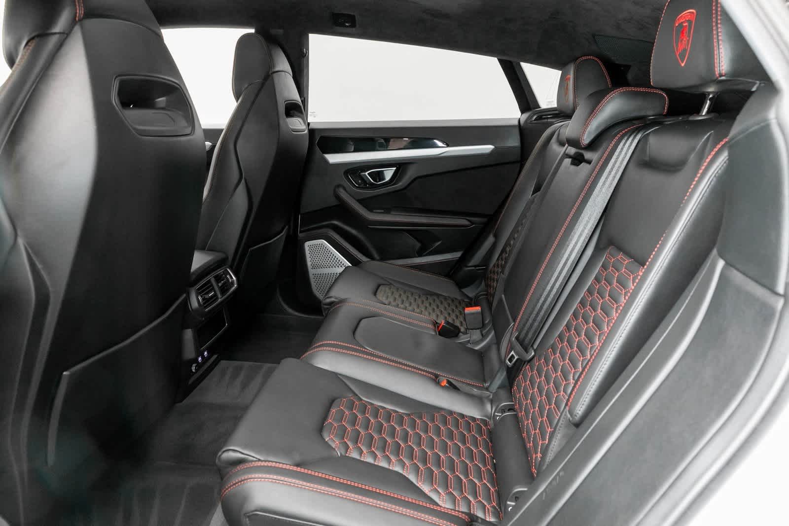 2021 Lamborghini Urus S 10