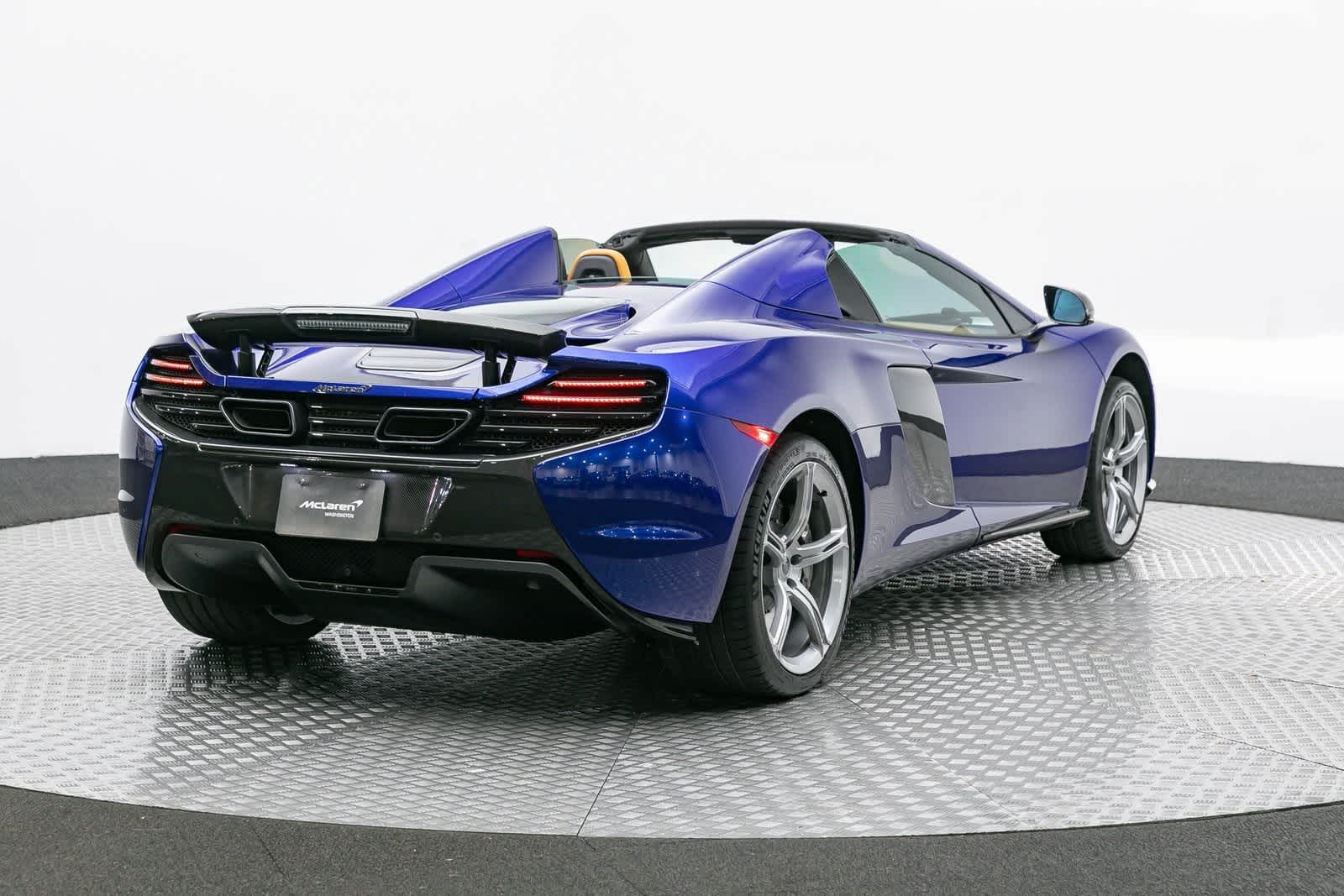 Thumbnail: 2015 Mclaren  - 21