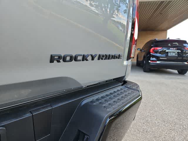 Thumbnail: 2026 Chevrolet Colorado - 12