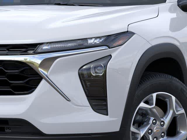 Thumbnail: 2026 Chevrolet Trax - 10