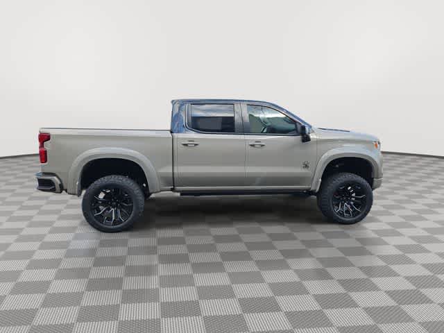 Thumbnail: 2026 Chevrolet Silverado 1500 - 9