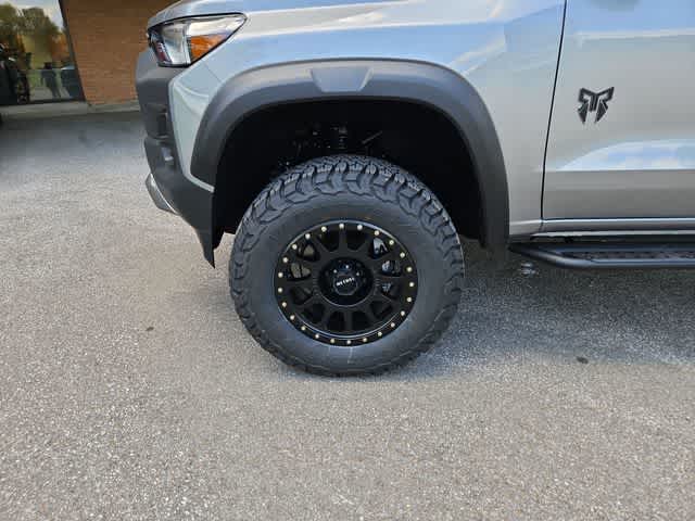Thumbnail: 2026 Chevrolet Colorado - 13
