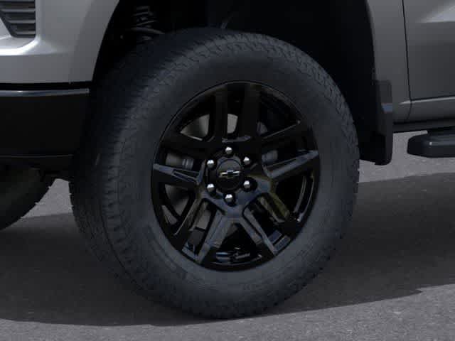 Thumbnail: 2026 Chevrolet Silverado 1500 - 9