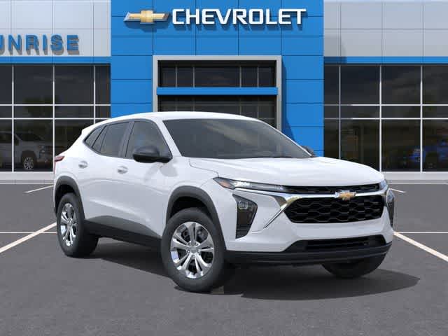 Thumbnail: 2026 Chevrolet Trax - 8