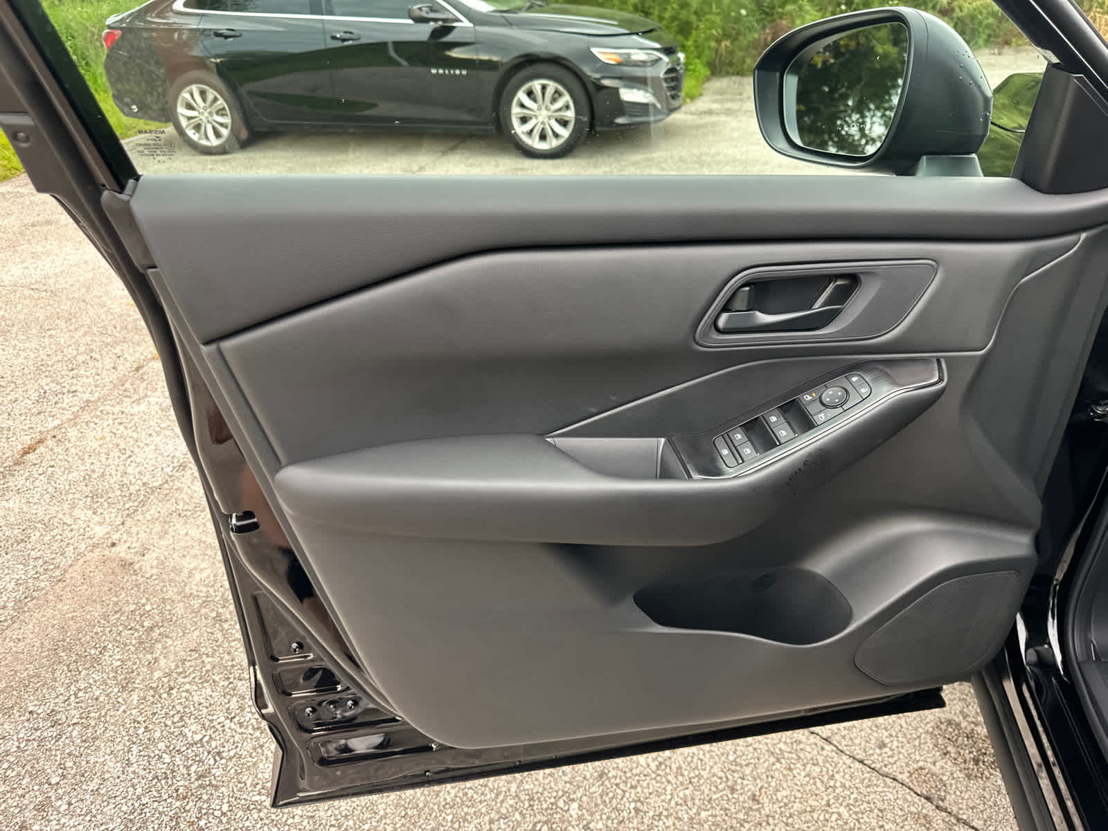 Thumbnail: 2026 Nissan Rogue - 14