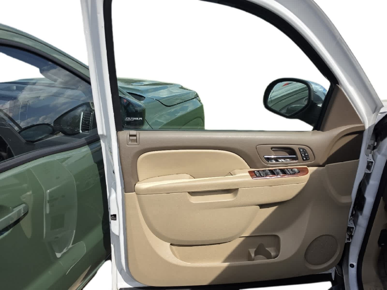 Thumbnail: 2014 GMC Yukon XL - 4