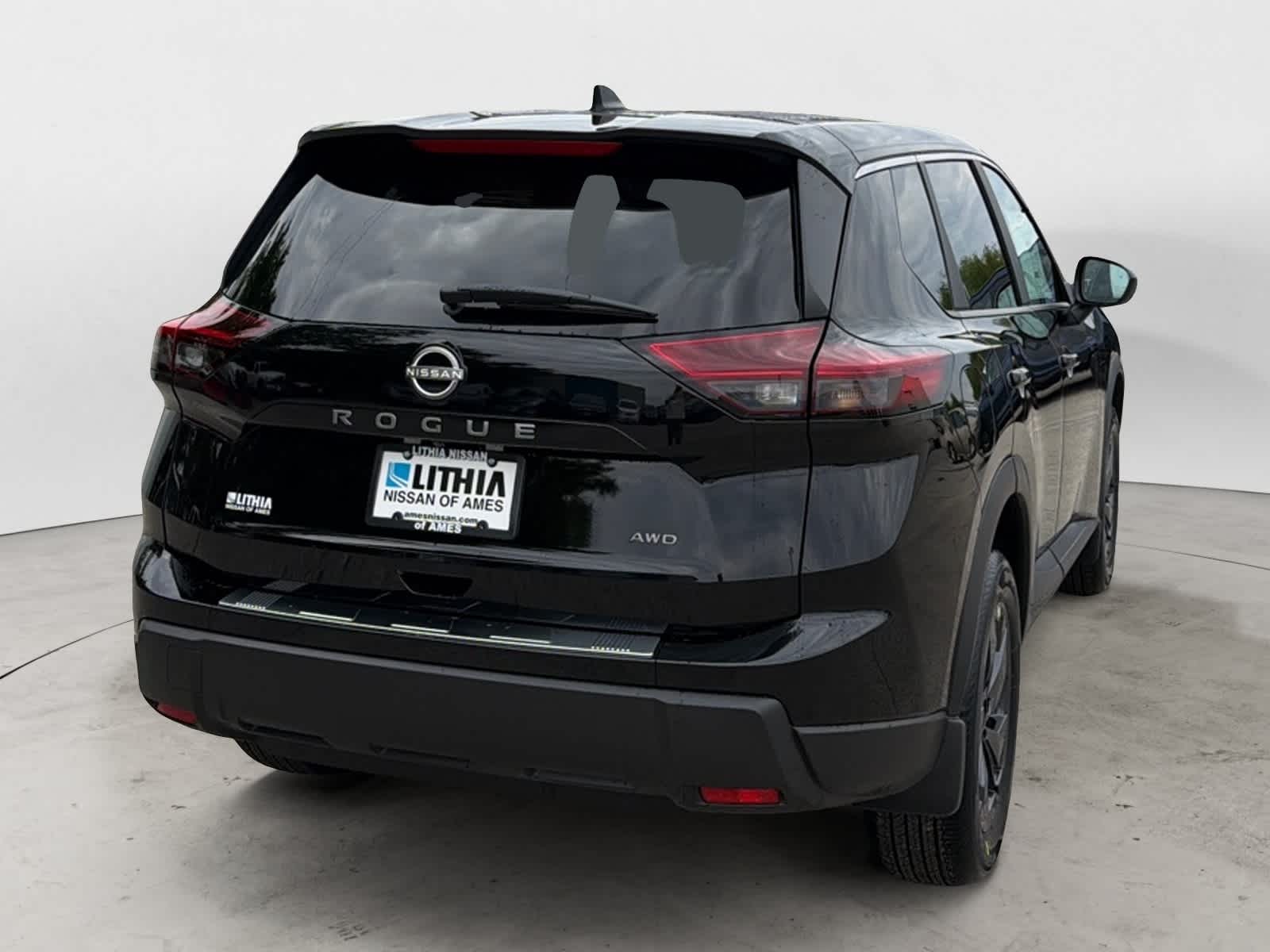 Thumbnail: 2026 Nissan Rogue - 4