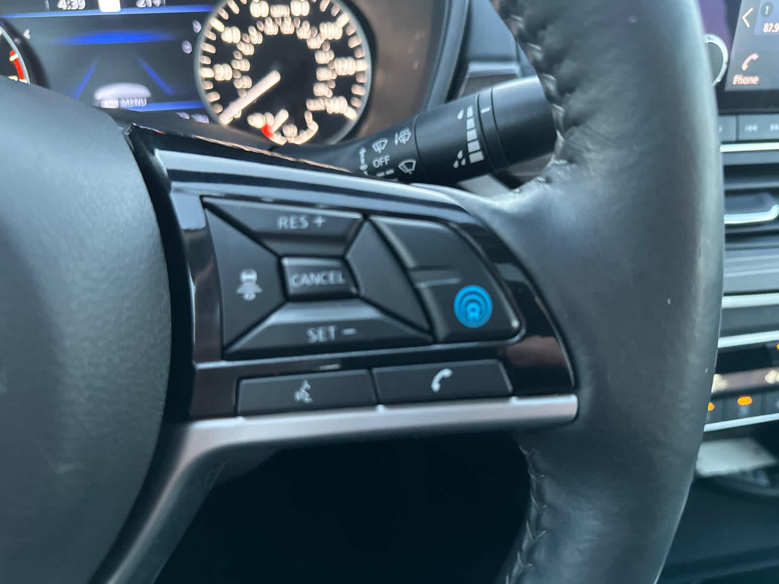 Thumbnail: 2022 Nissan Altima - 18