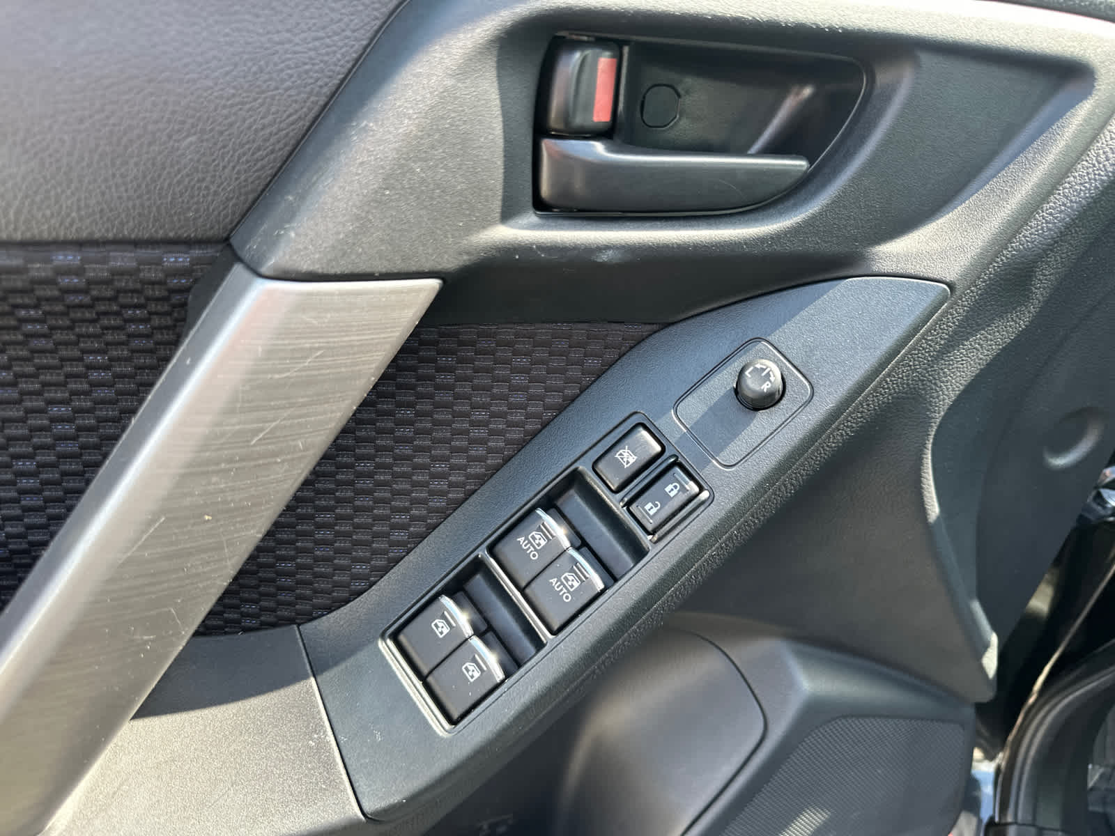 Thumbnail: 2017 Subaru Forester - 13
