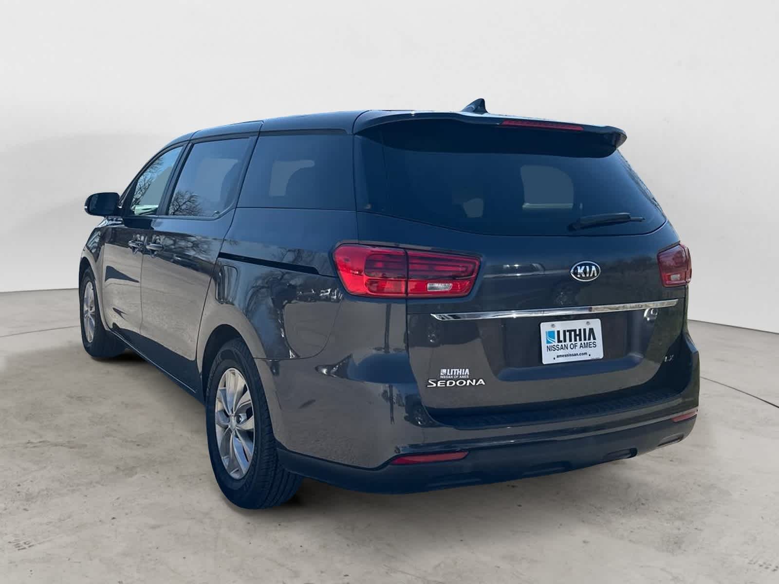2021 Kia Sedona LX 3