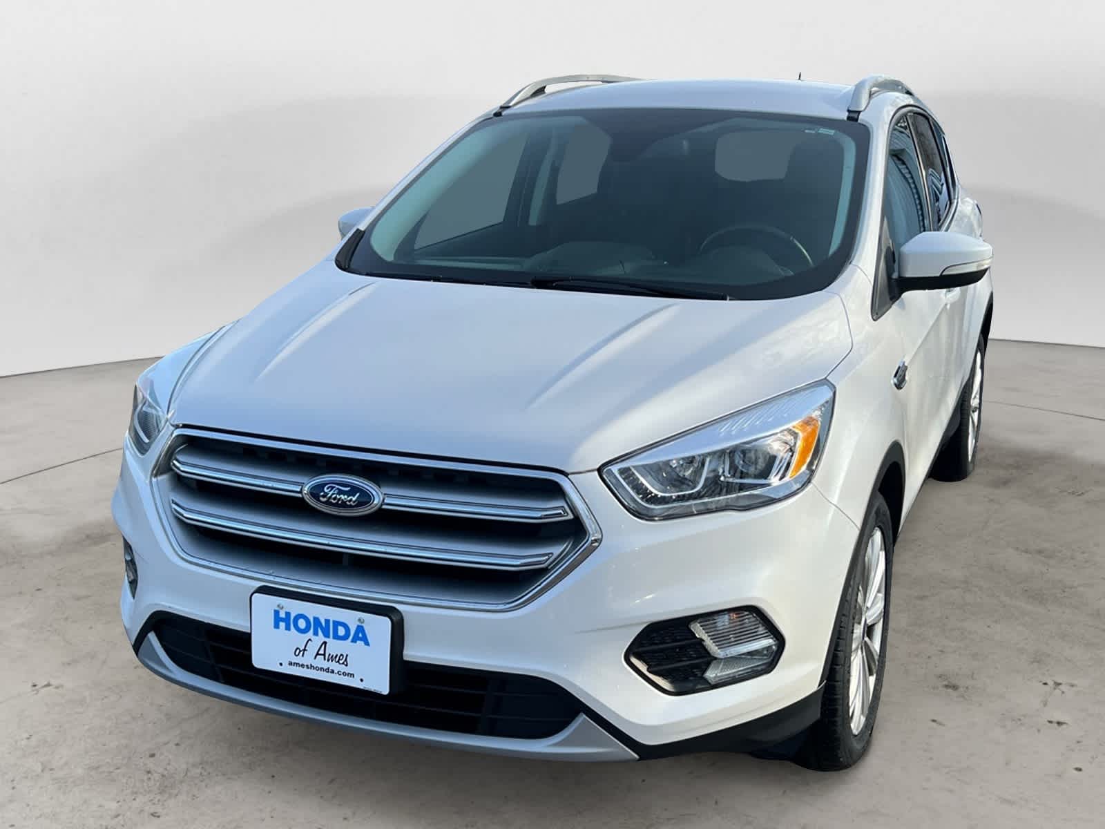 2017 Ford Escape Titanium's photo