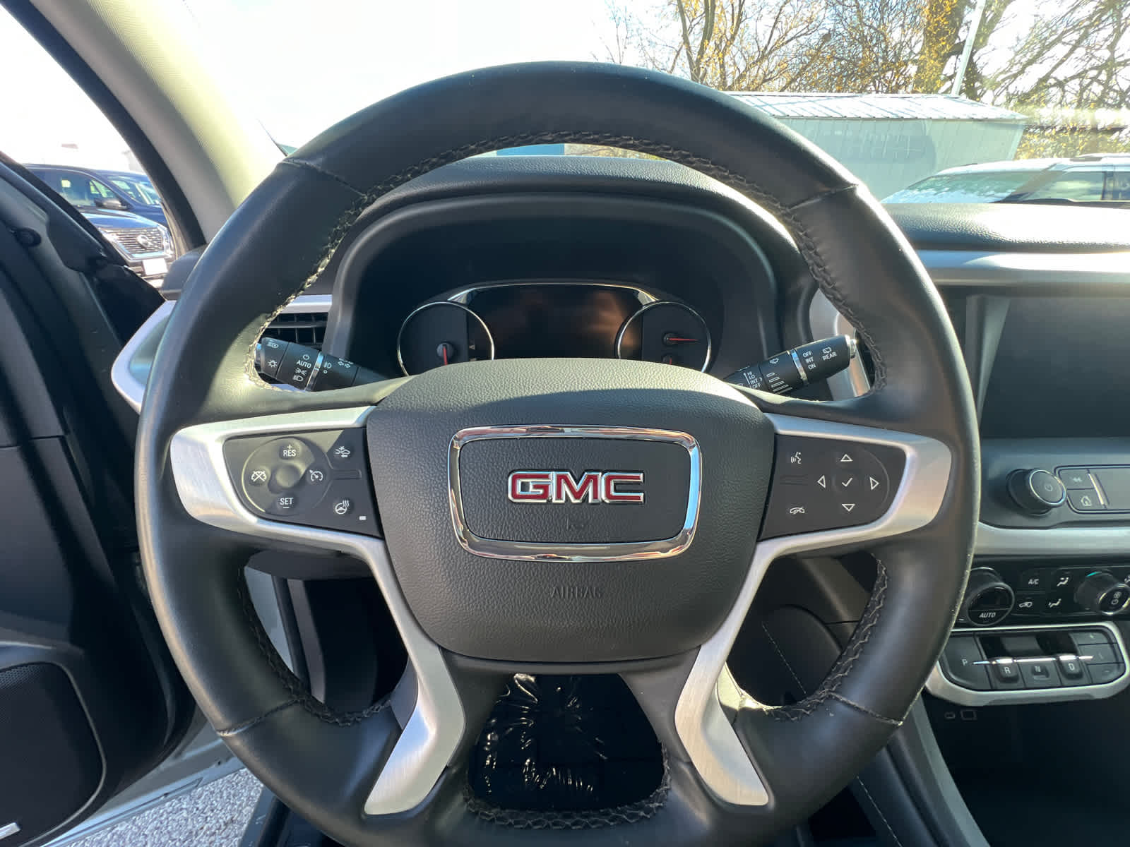 Thumbnail: 2023 GMC Acadia - 24