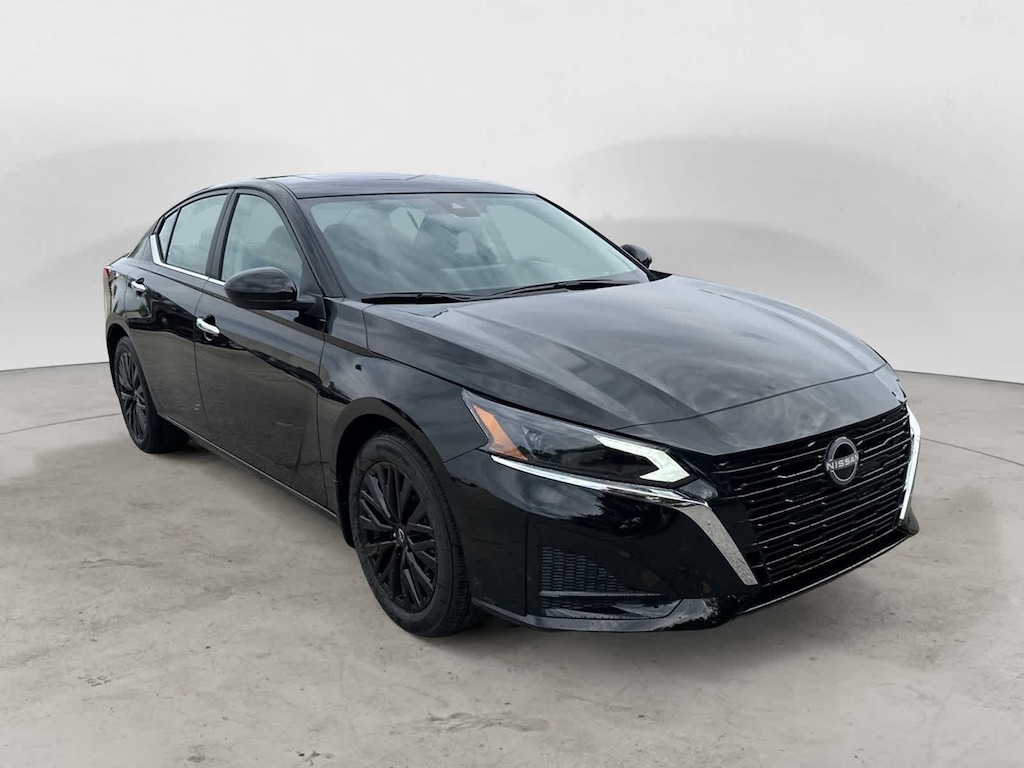 New 2025 Nissan Altima SV Sedan