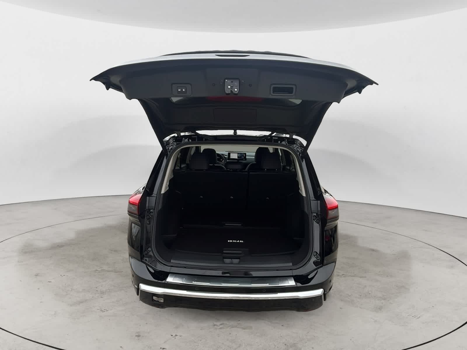 Thumbnail: 2026 Nissan Rogue - 5