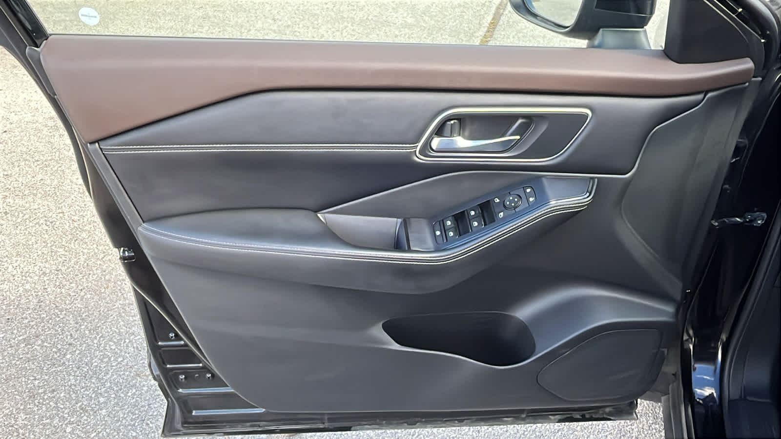 Thumbnail: 2021 Nissan Rogue - 14