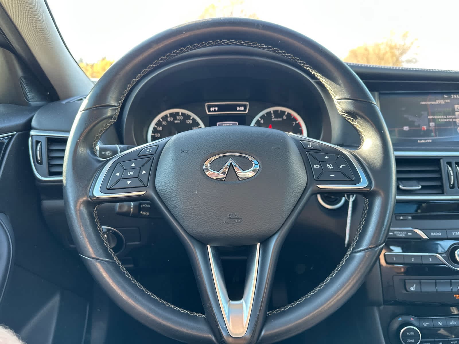 Thumbnail: 2019 INFINITI QX30 - 22