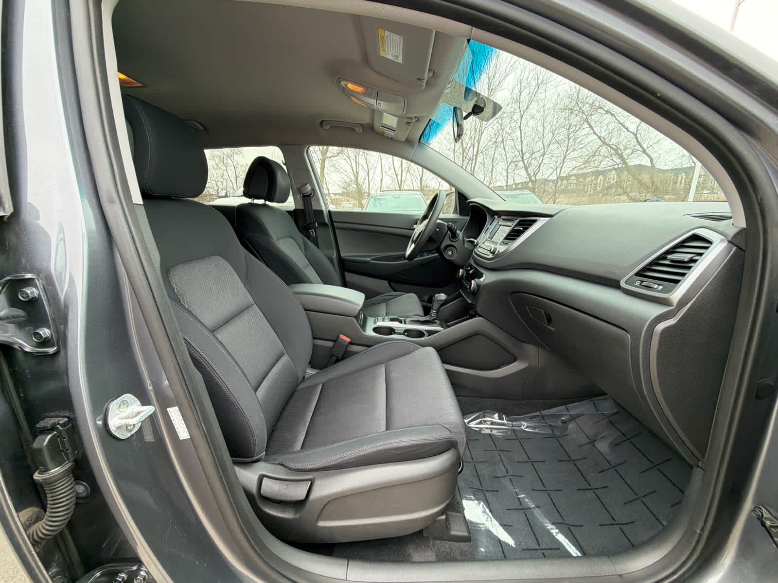 Thumbnail: 2016 Hyundai Tucson - 8