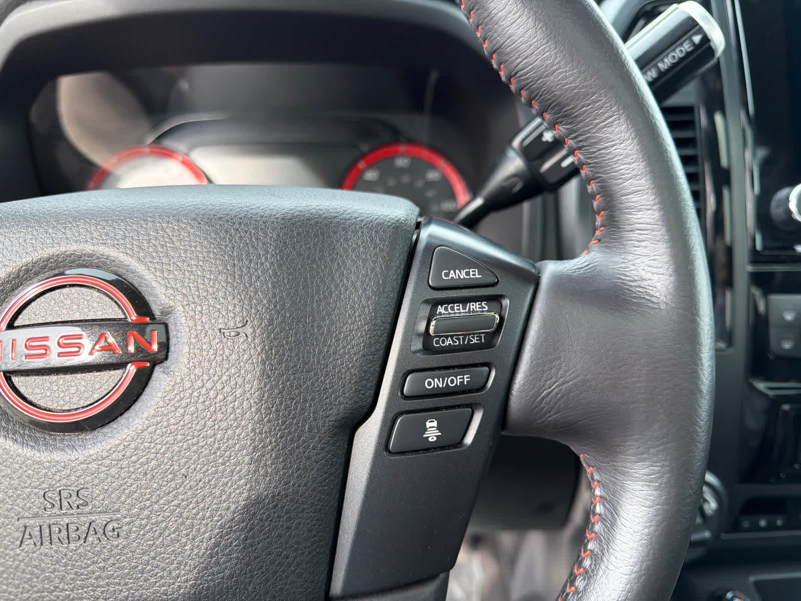 Thumbnail: 2023 Nissan Titan - 21