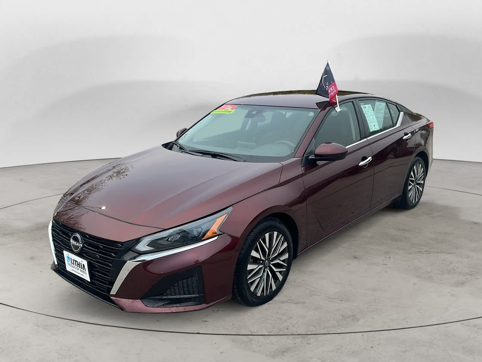 Thumbnail: 2023 Nissan Altima - 1