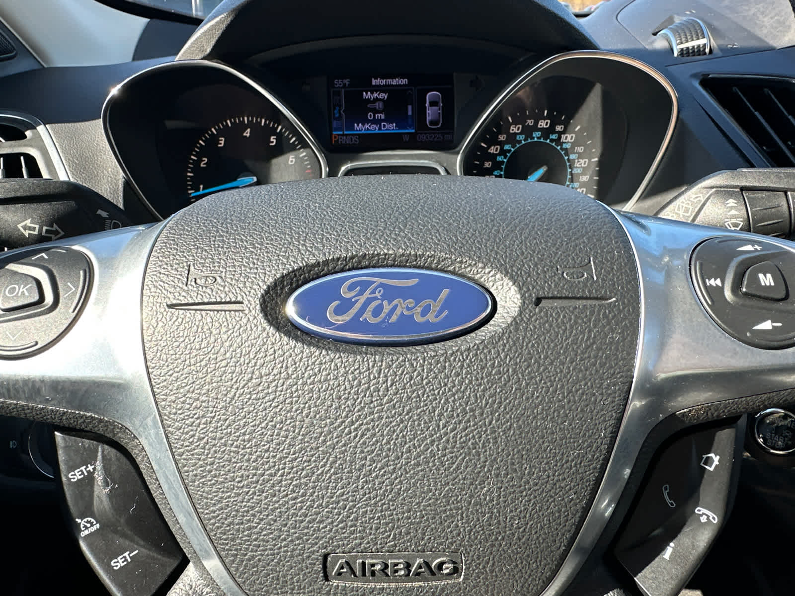 Thumbnail: 2013 Ford Escape - 21