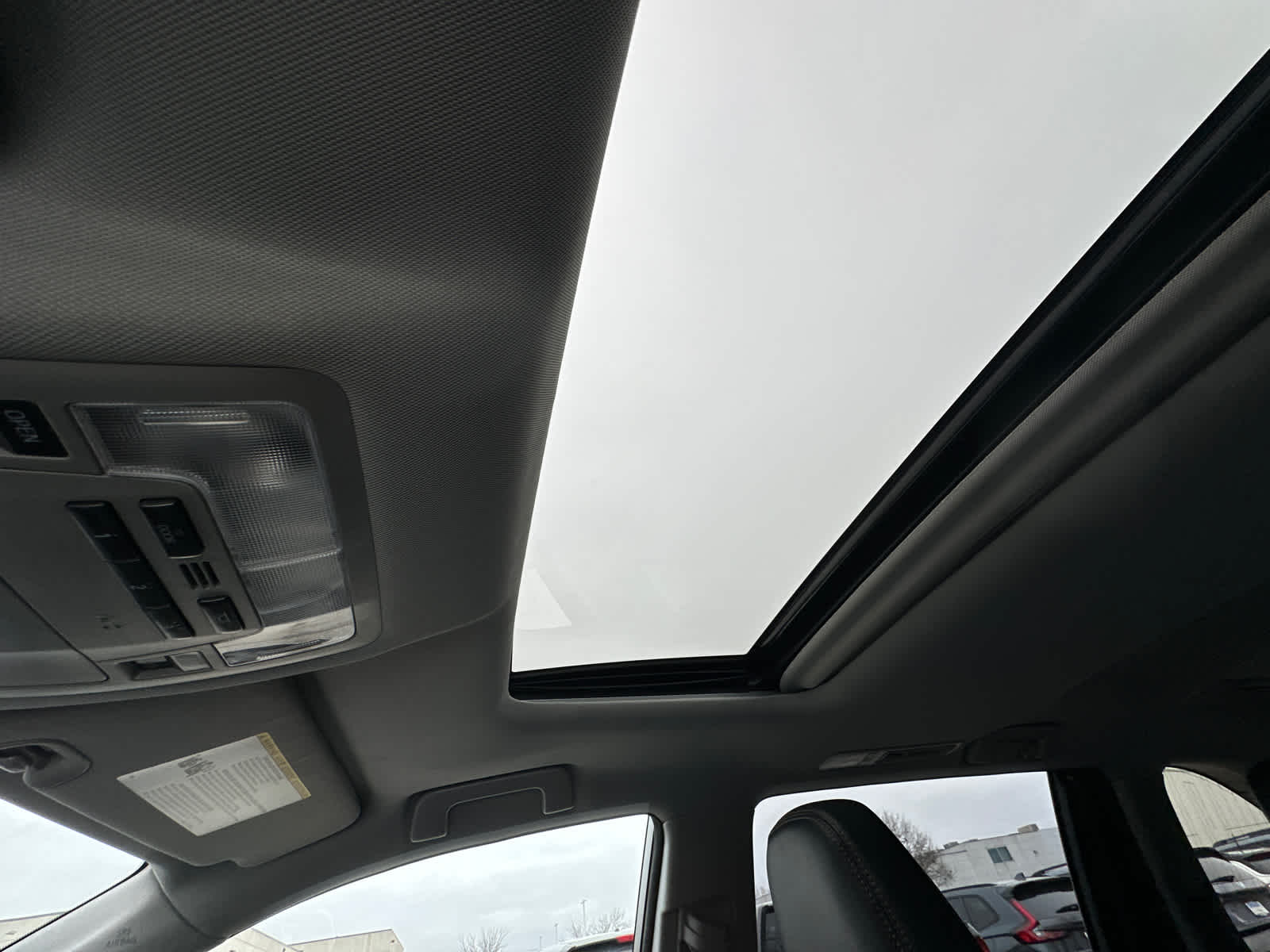 Thumbnail: 2018 Toyota Highlander - 30