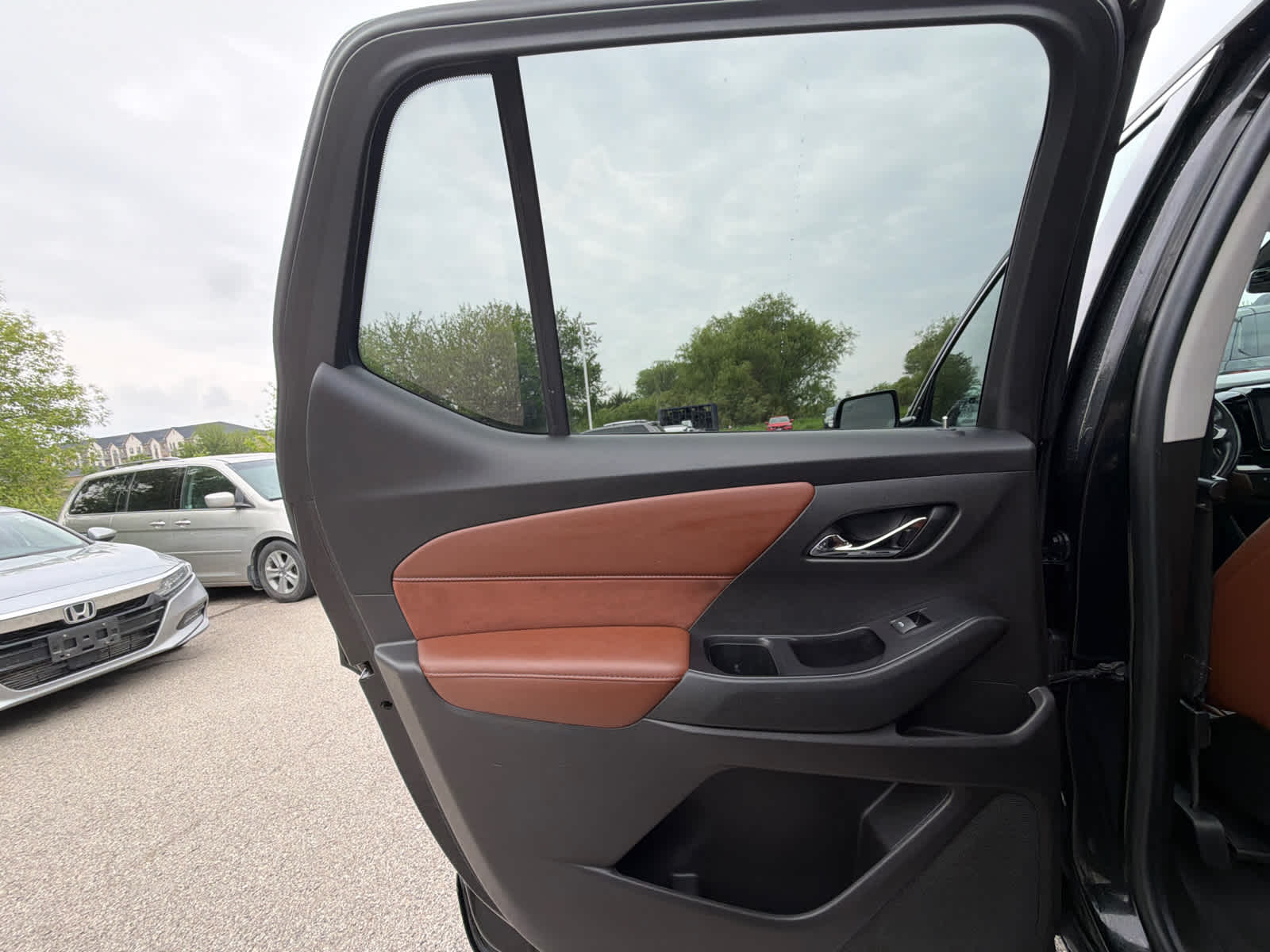 Thumbnail: 2019 Chevrolet Traverse - 17