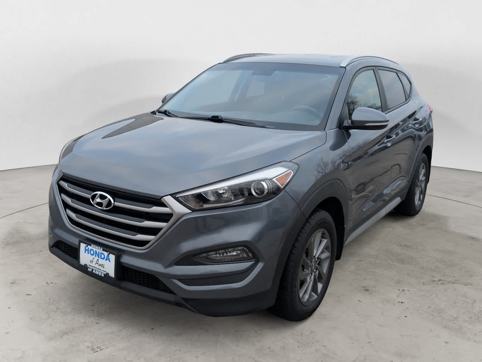 Thumbnail: 2018 Hyundai Tucson - 1