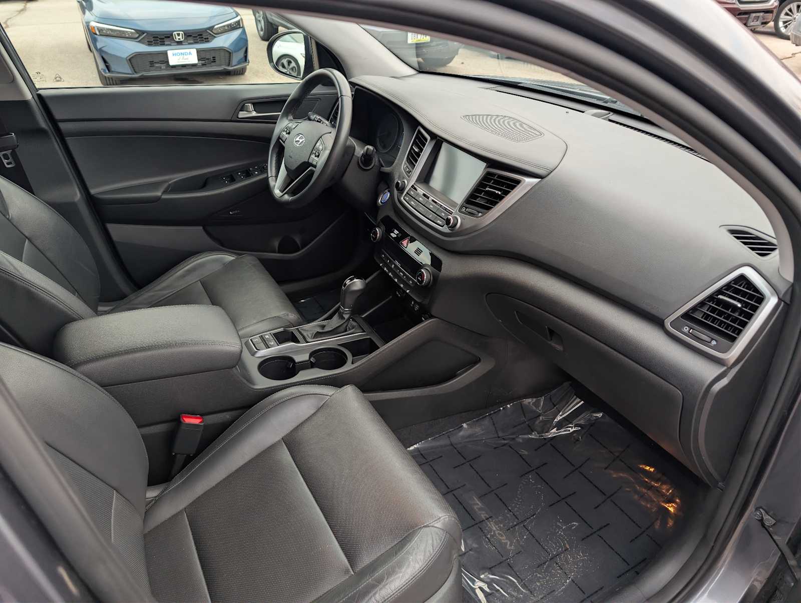 Thumbnail: 2018 Hyundai Tucson - 13