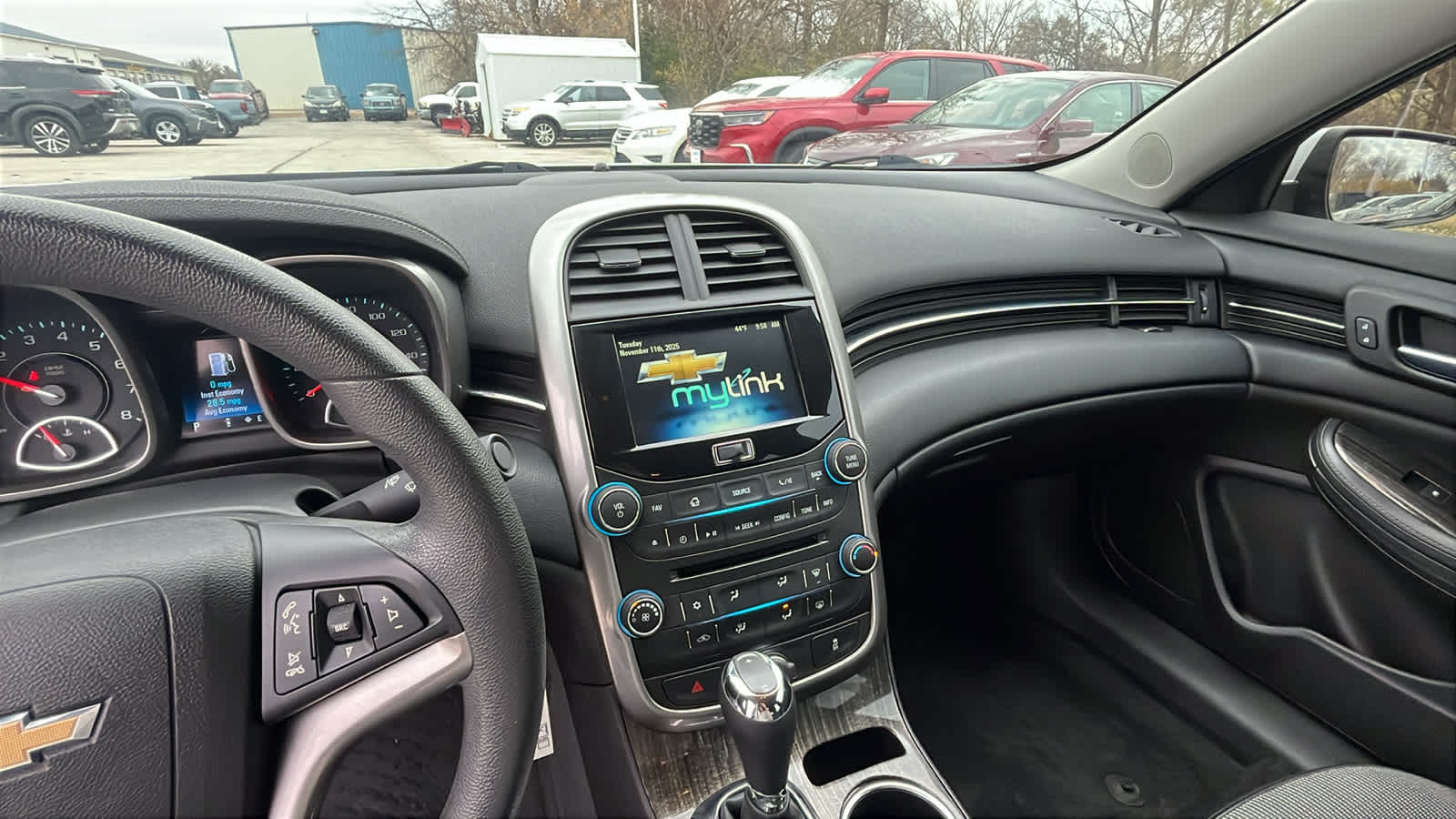 Thumbnail: 2015 Chevrolet Malibu - 17