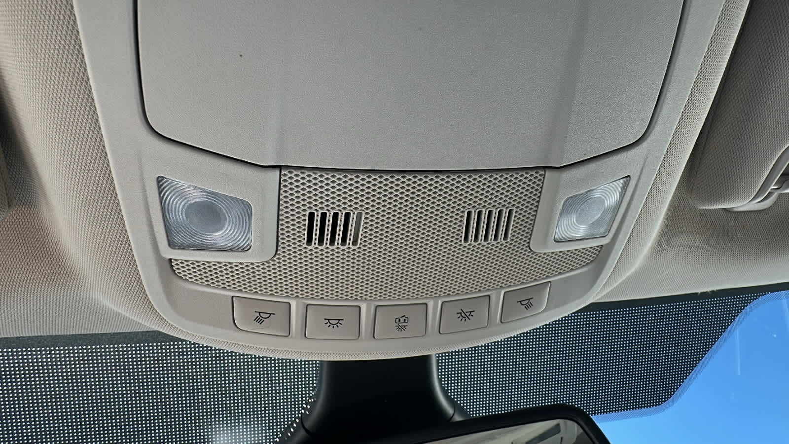 Thumbnail: 2023 Ford Edge - 22