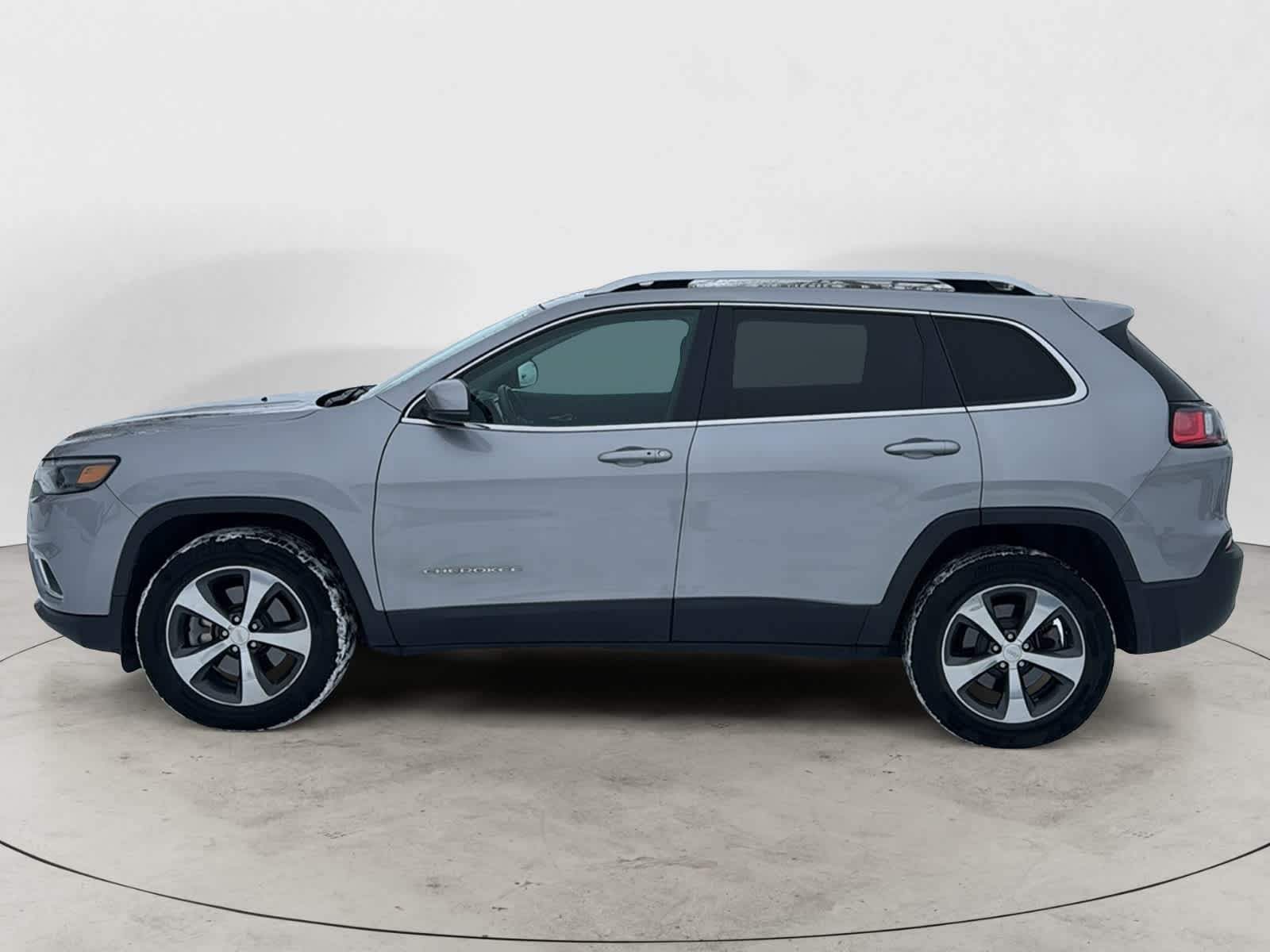 Thumbnail: 2019 Jeep Cherokee - 2