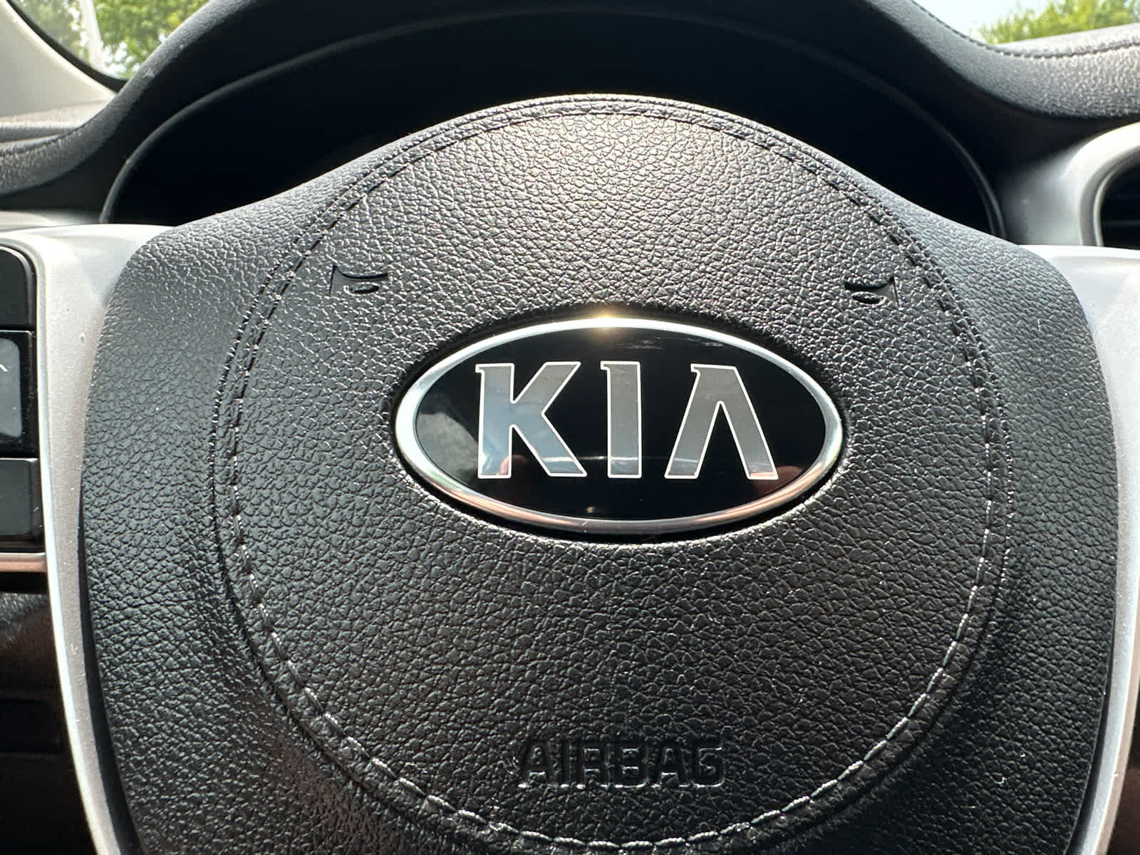 2019 Kia Sorento LX 17