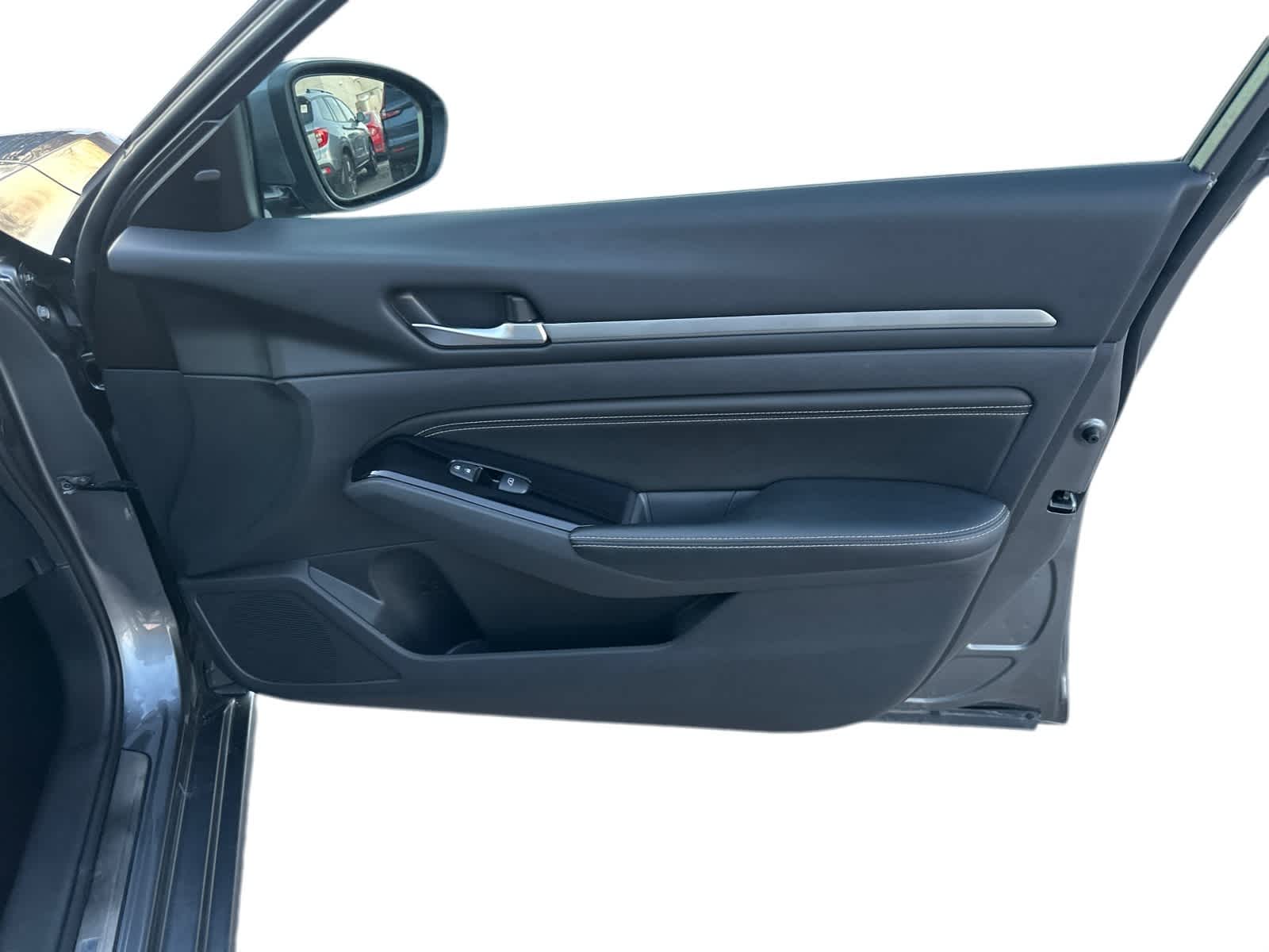 Thumbnail: 2022 Nissan Altima - 5