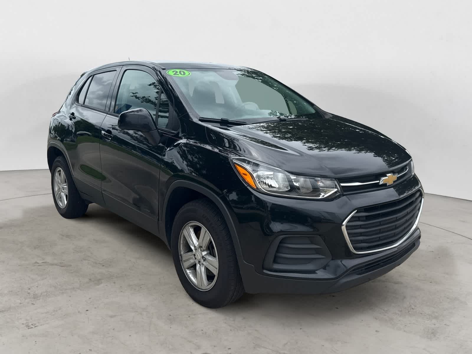 Thumbnail: 2020 Chevrolet Trax - 3