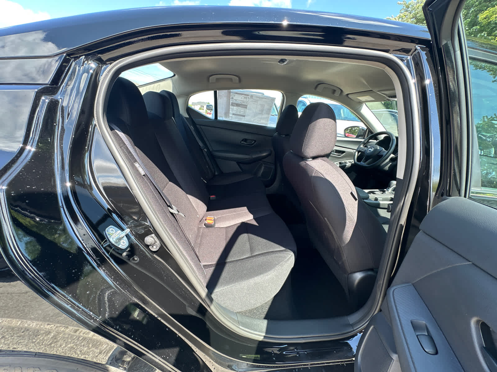 Thumbnail: 2025 Nissan Sentra - 9